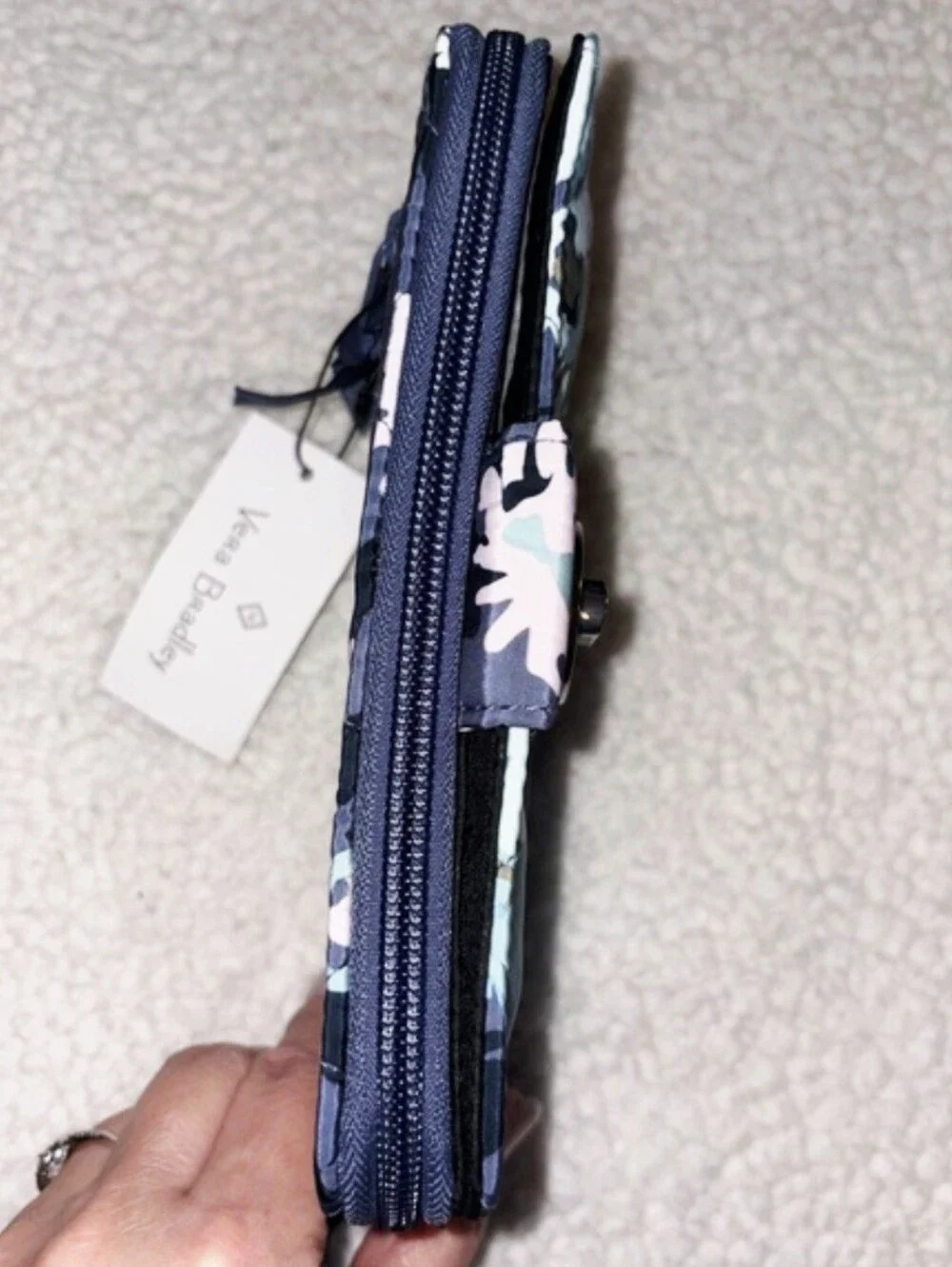 Vera Bradley Nwt Wallet - Picture 9 of 12